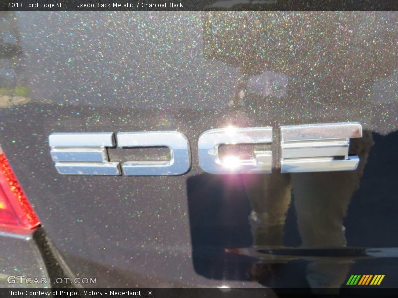 Tuxedo Black Metallic / Charcoal Black 2013 Ford Edge SEL