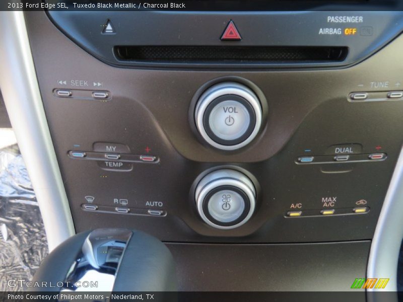 Tuxedo Black Metallic / Charcoal Black 2013 Ford Edge SEL