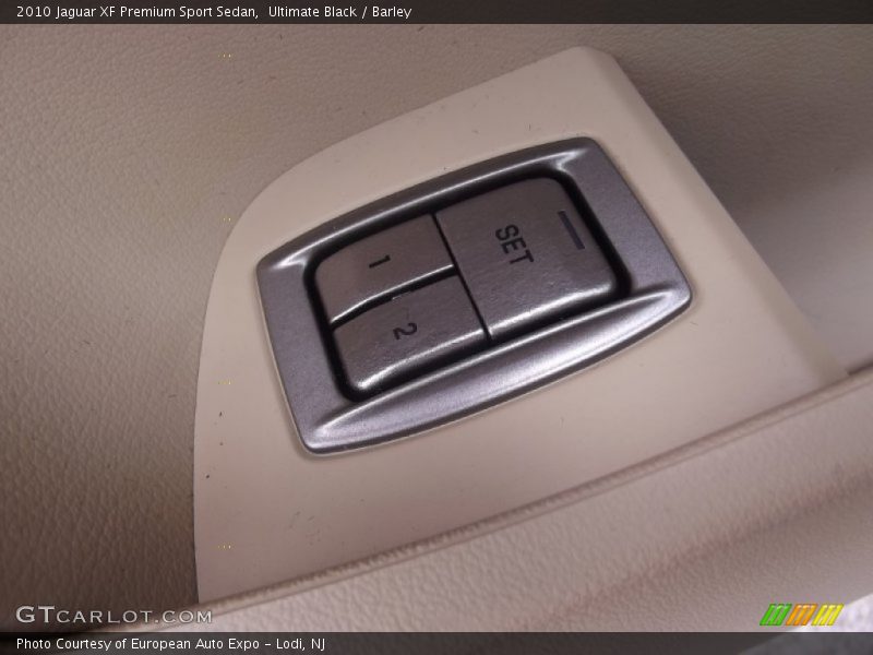 Ultimate Black / Barley 2010 Jaguar XF Premium Sport Sedan