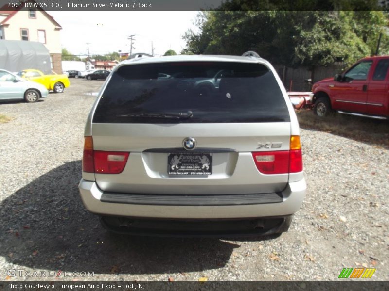Titanium Silver Metallic / Black 2001 BMW X5 3.0i