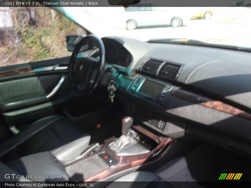 Titanium Silver Metallic / Black 2001 BMW X5 3.0i