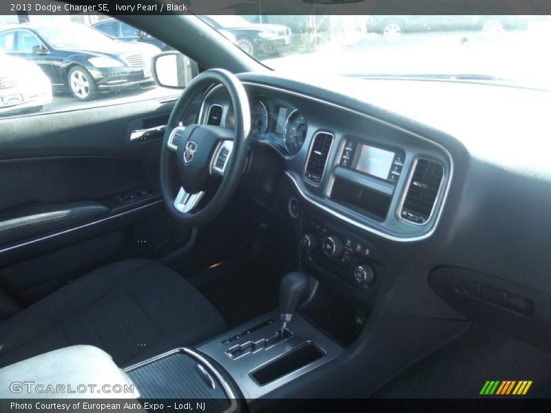 Ivory Pearl / Black 2013 Dodge Charger SE