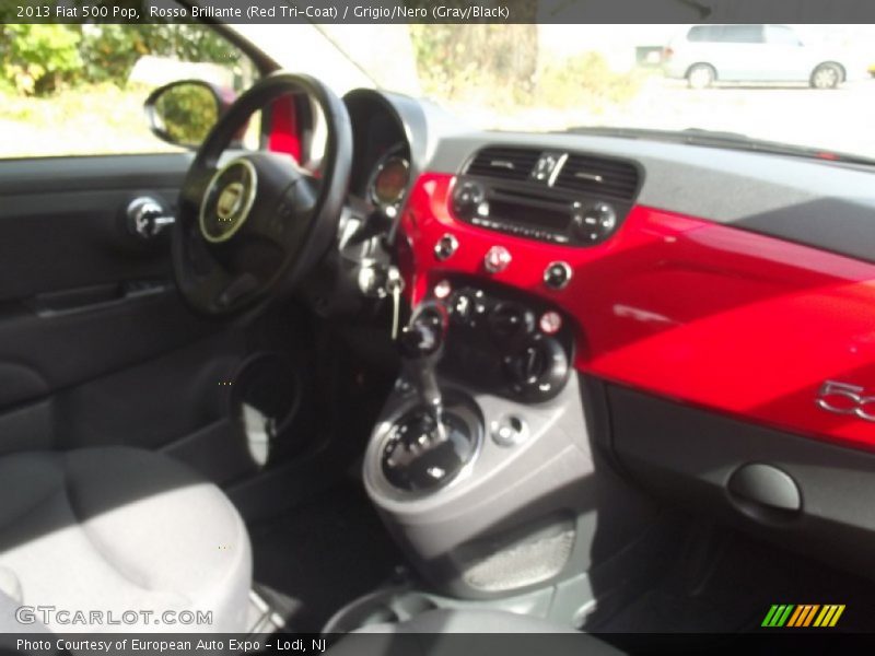 Rosso Brillante (Red Tri-Coat) / Grigio/Nero (Gray/Black) 2013 Fiat 500 Pop