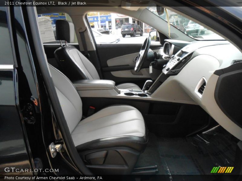 Black / Jet Black 2011 Chevrolet Equinox LTZ
