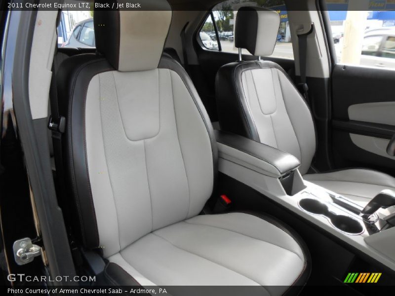 Black / Jet Black 2011 Chevrolet Equinox LTZ