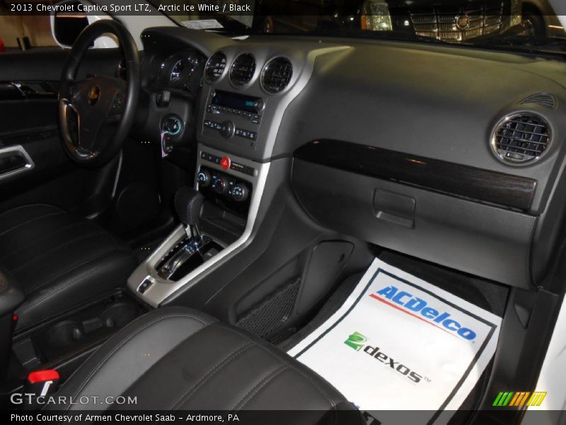 Arctic Ice White / Black 2013 Chevrolet Captiva Sport LTZ