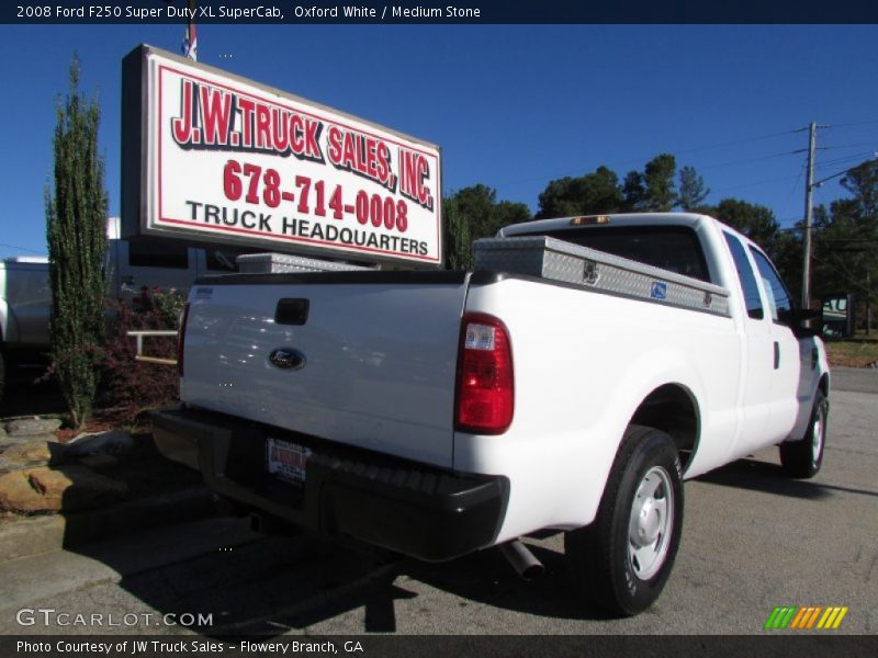 Oxford White / Medium Stone 2008 Ford F250 Super Duty XL SuperCab