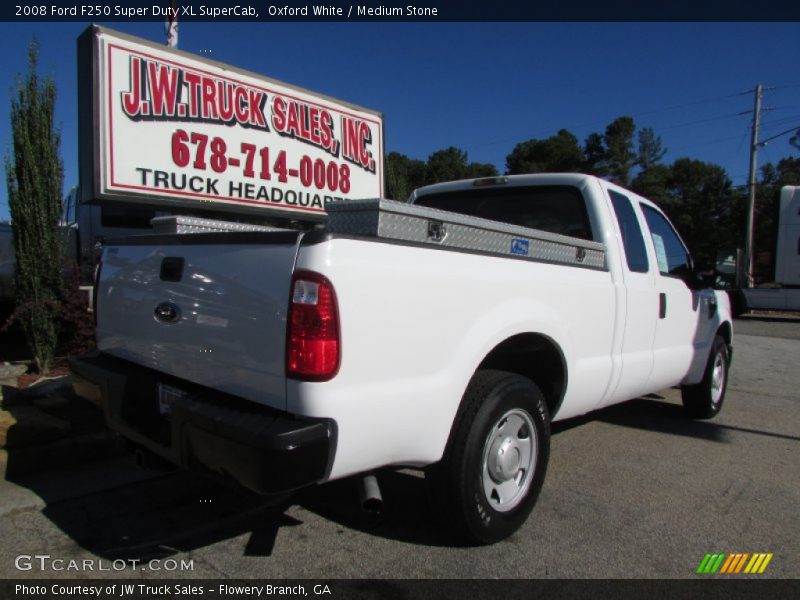 Oxford White / Medium Stone 2008 Ford F250 Super Duty XL SuperCab