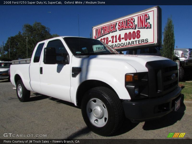 Oxford White / Medium Stone 2008 Ford F250 Super Duty XL SuperCab