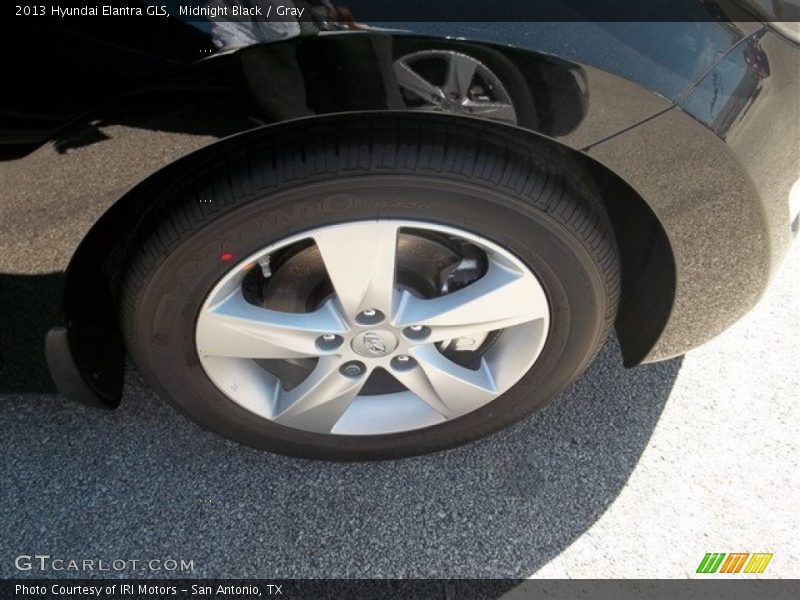 Midnight Black / Gray 2013 Hyundai Elantra GLS