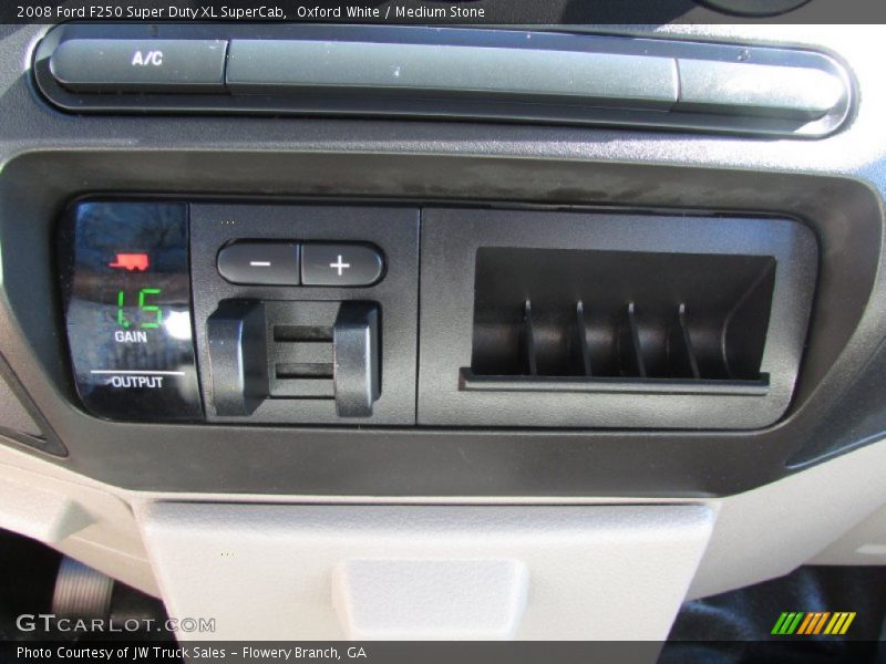 Oxford White / Medium Stone 2008 Ford F250 Super Duty XL SuperCab
