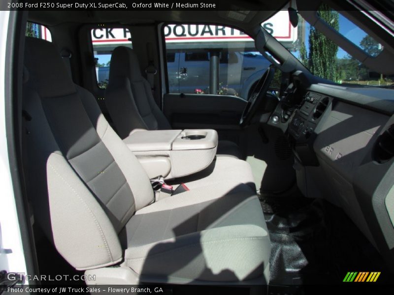 Oxford White / Medium Stone 2008 Ford F250 Super Duty XL SuperCab