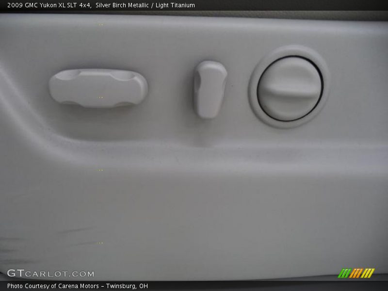 Silver Birch Metallic / Light Titanium 2009 GMC Yukon XL SLT 4x4
