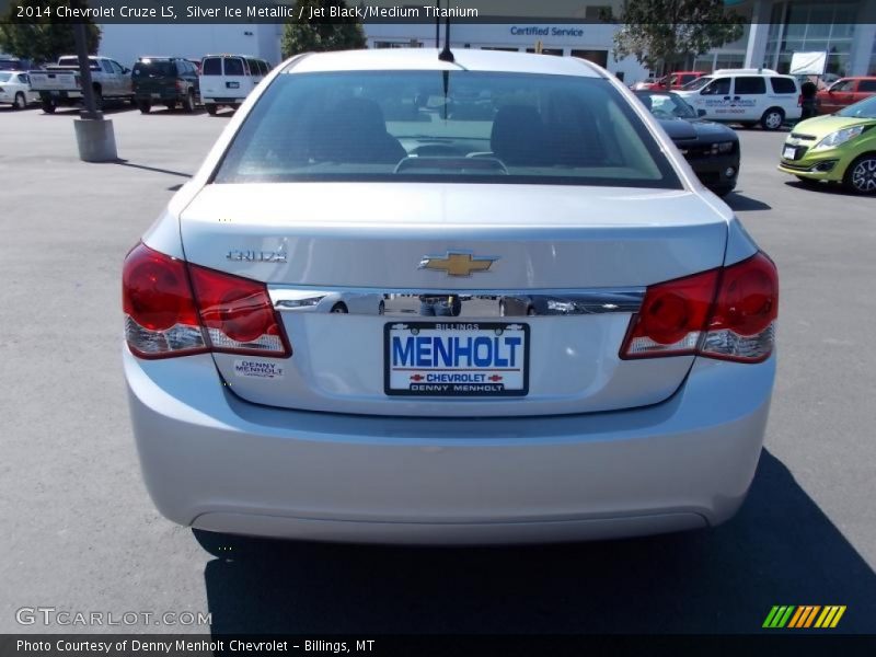 Silver Ice Metallic / Jet Black/Medium Titanium 2014 Chevrolet Cruze LS