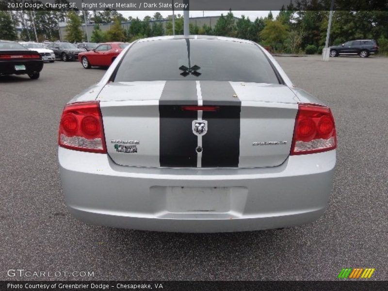 Bright Silver Metallic / Dark Slate Gray 2010 Dodge Charger SE