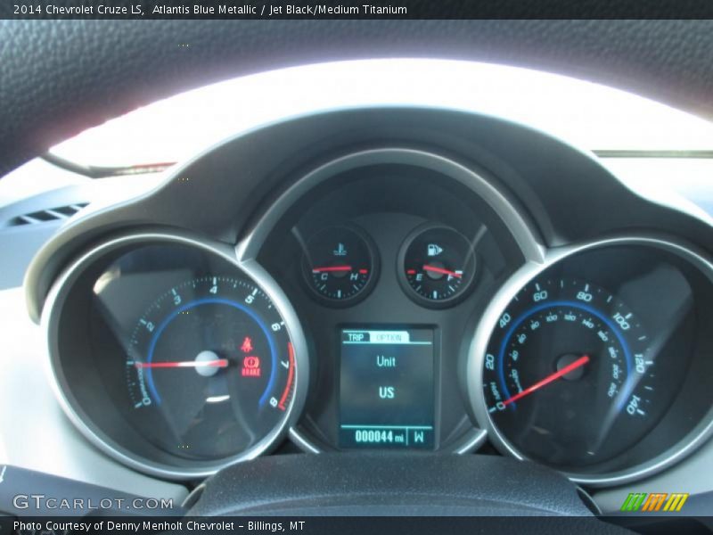 Atlantis Blue Metallic / Jet Black/Medium Titanium 2014 Chevrolet Cruze LS
