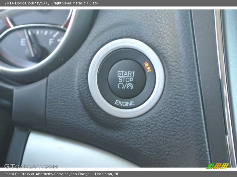Bright Silver Metallic / Black 2014 Dodge Journey SXT