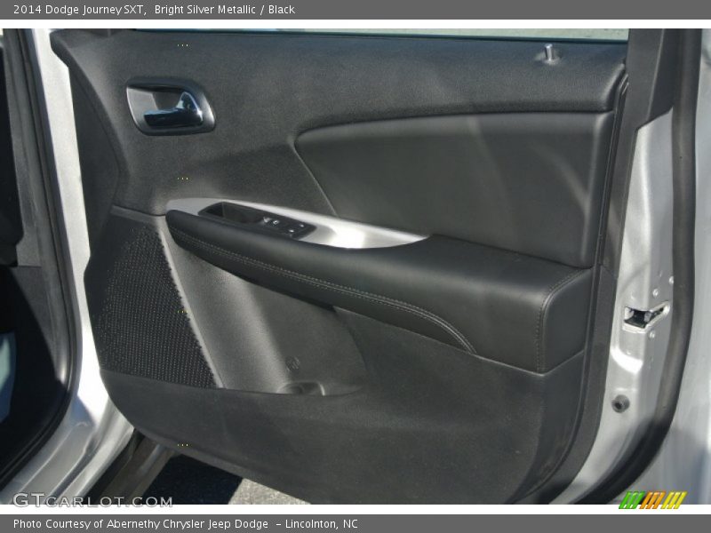 Bright Silver Metallic / Black 2014 Dodge Journey SXT