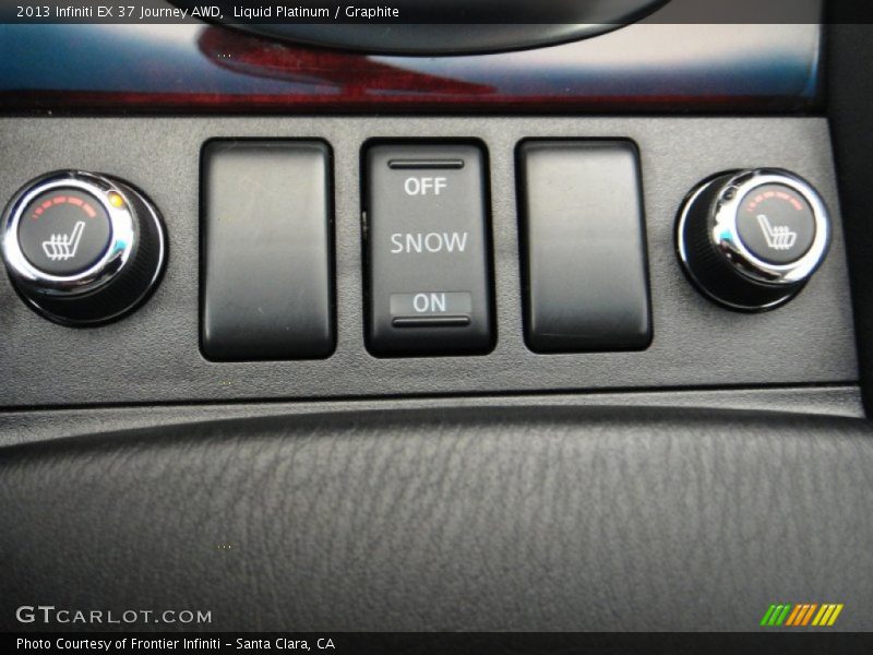 Controls of 2013 EX 37 Journey AWD