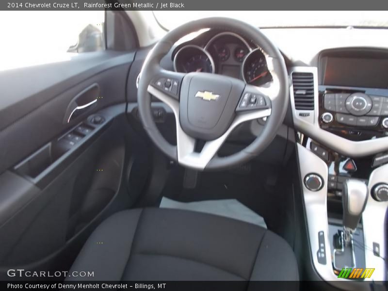 Rainforest Green Metallic / Jet Black 2014 Chevrolet Cruze LT
