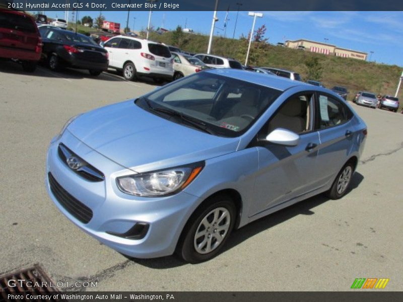 Front 3/4 View of 2012 Accent GLS 4 Door