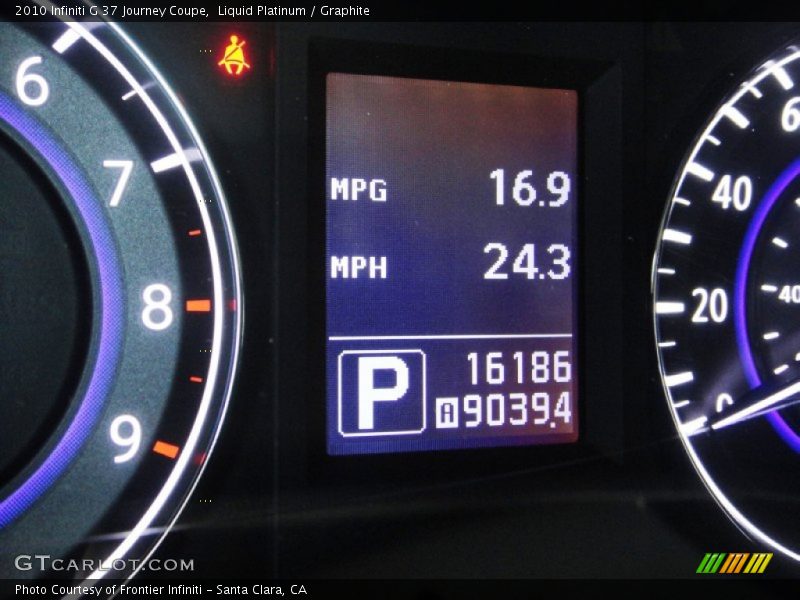 Liquid Platinum / Graphite 2010 Infiniti G 37 Journey Coupe