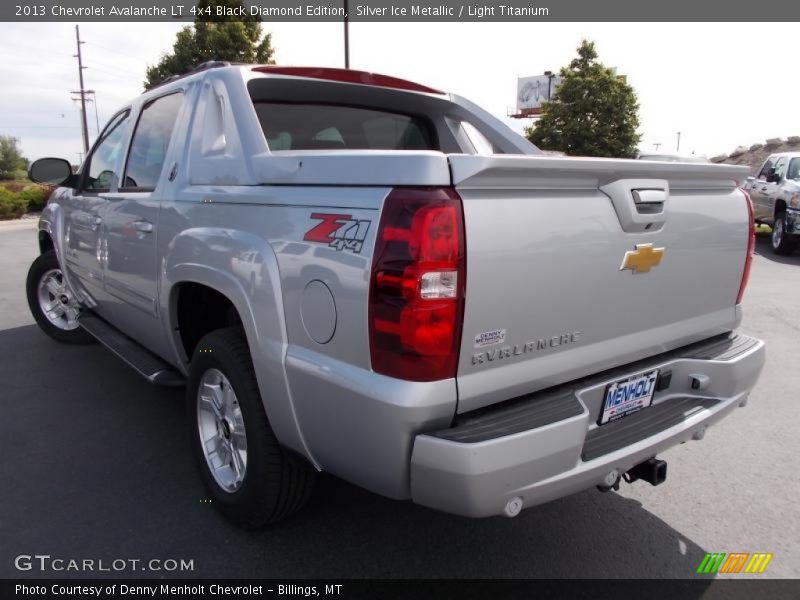 Silver Ice Metallic / Light Titanium 2013 Chevrolet Avalanche LT 4x4 Black Diamond Edition