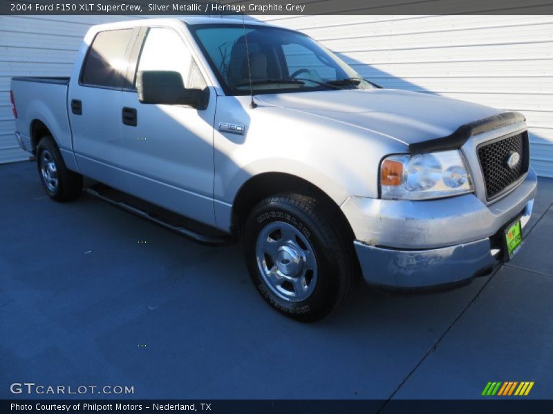 Silver Metallic / Heritage Graphite Grey 2004 Ford F150 XLT SuperCrew