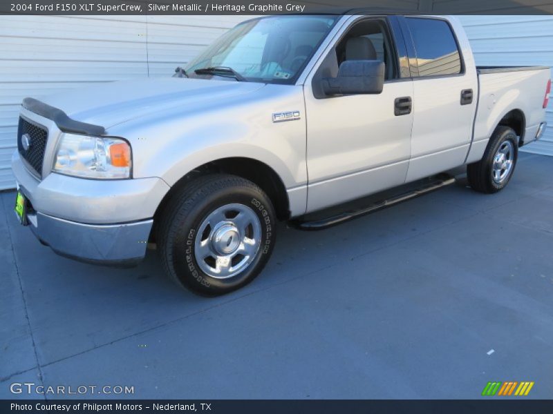 Silver Metallic / Heritage Graphite Grey 2004 Ford F150 XLT SuperCrew