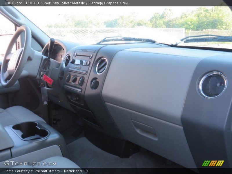 Silver Metallic / Heritage Graphite Grey 2004 Ford F150 XLT SuperCrew