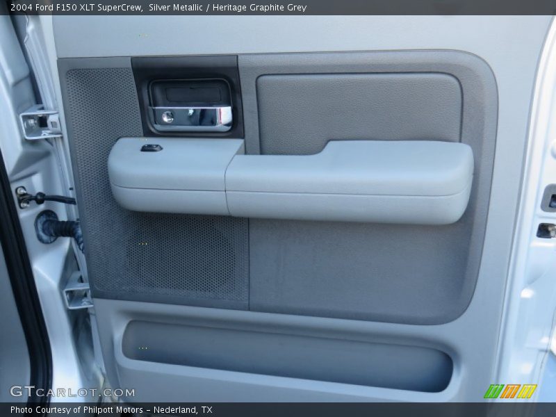 Silver Metallic / Heritage Graphite Grey 2004 Ford F150 XLT SuperCrew