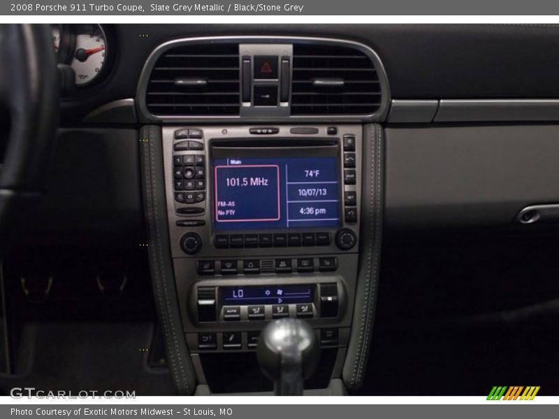 Controls of 2008 911 Turbo Coupe