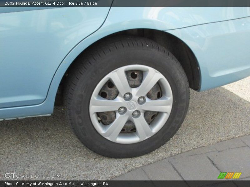 Ice Blue / Beige 2009 Hyundai Accent GLS 4 Door