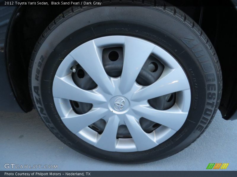 Black Sand Pearl / Dark Gray 2012 Toyota Yaris Sedan