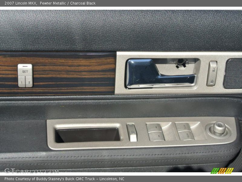 Pewter Metallic / Charcoal Black 2007 Lincoln MKX