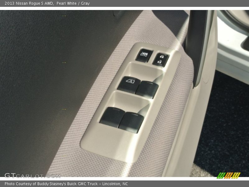 Pearl White / Gray 2013 Nissan Rogue S AWD