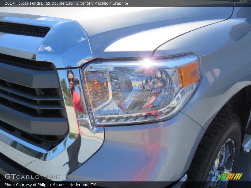 Silver Sky Metallic / Graphite 2014 Toyota Tundra TSS Double Cab