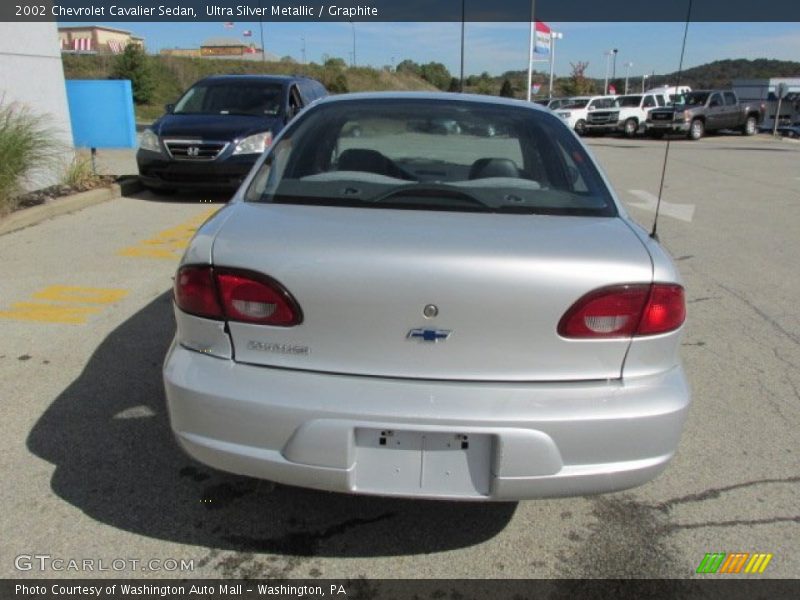 Ultra Silver Metallic / Graphite 2002 Chevrolet Cavalier Sedan