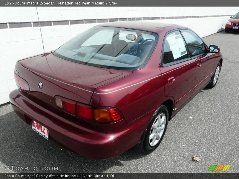 Matador Red Pearl Metallic / Gray 1996 Acura Integra LS Sedan