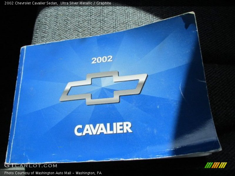 Ultra Silver Metallic / Graphite 2002 Chevrolet Cavalier Sedan