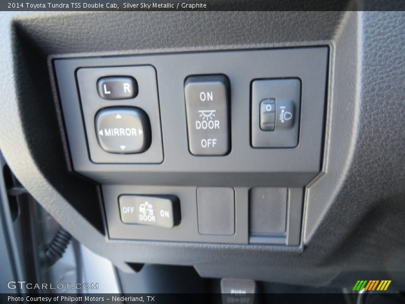 Silver Sky Metallic / Graphite 2014 Toyota Tundra TSS Double Cab
