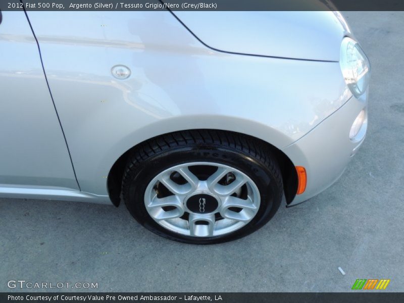 Argento (Silver) / Tessuto Grigio/Nero (Grey/Black) 2012 Fiat 500 Pop