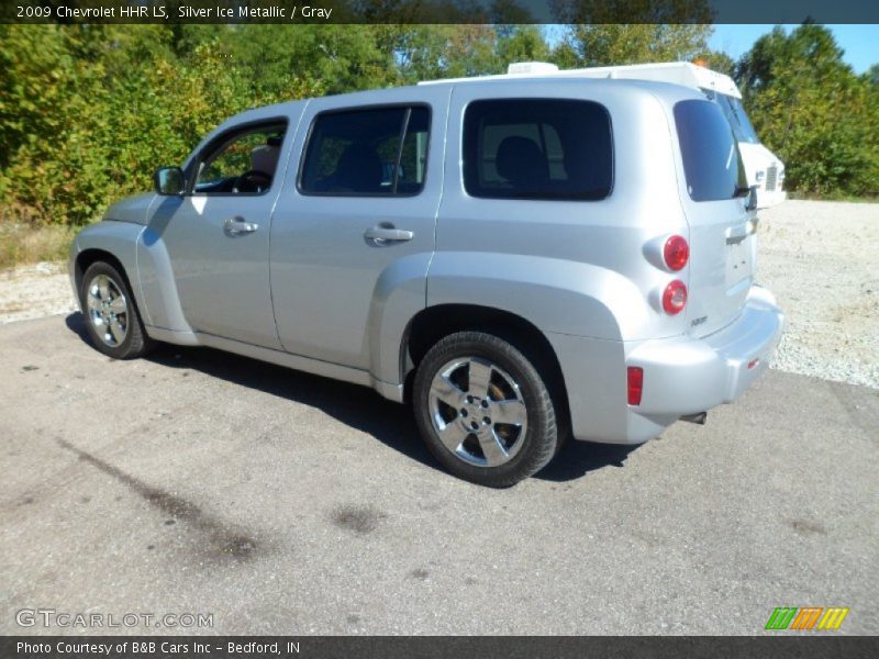 Silver Ice Metallic / Gray 2009 Chevrolet HHR LS