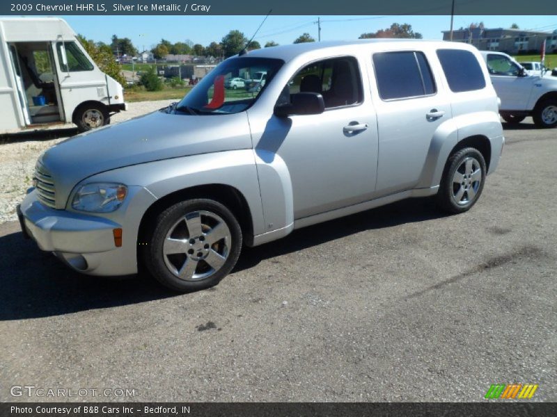 Silver Ice Metallic / Gray 2009 Chevrolet HHR LS