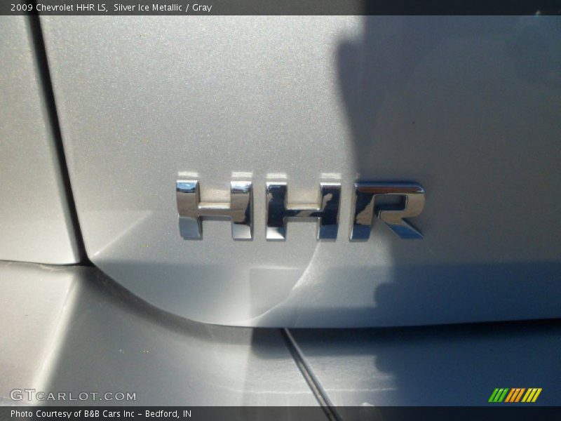 Silver Ice Metallic / Gray 2009 Chevrolet HHR LS