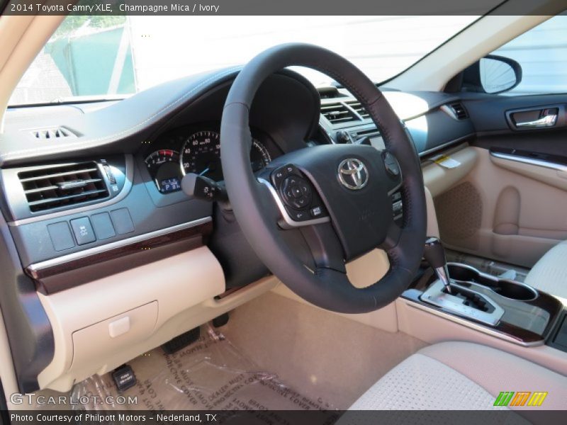 Champagne Mica / Ivory 2014 Toyota Camry XLE