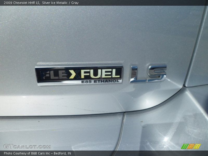Silver Ice Metallic / Gray 2009 Chevrolet HHR LS