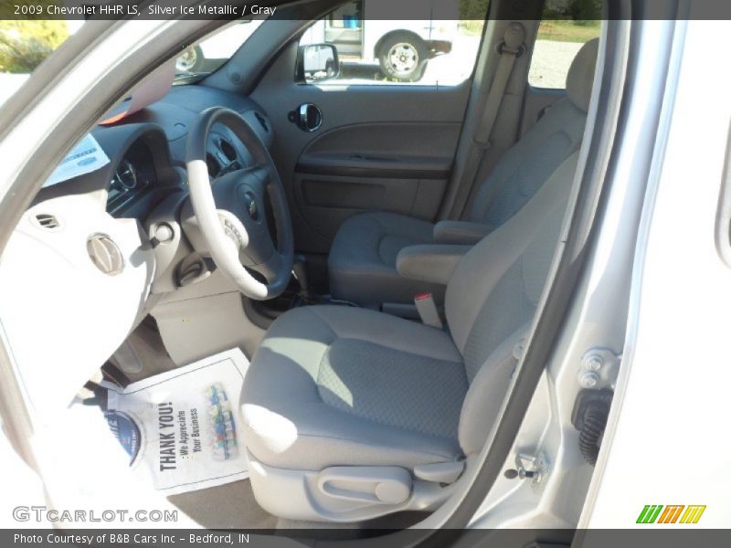 Silver Ice Metallic / Gray 2009 Chevrolet HHR LS