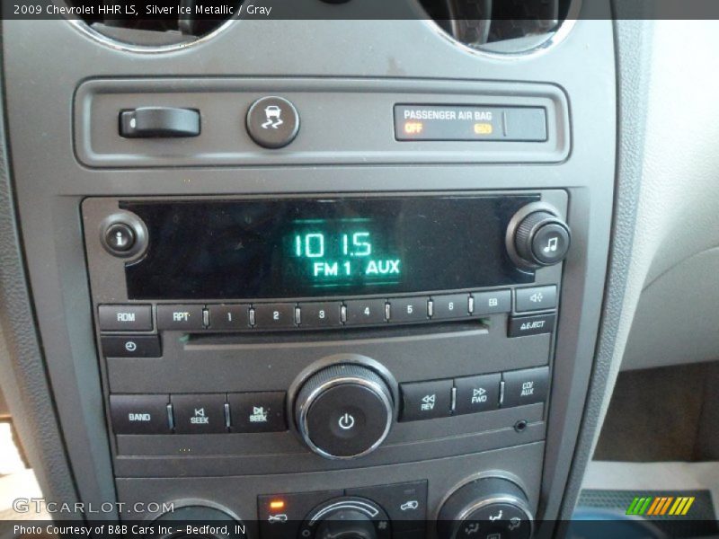 Silver Ice Metallic / Gray 2009 Chevrolet HHR LS
