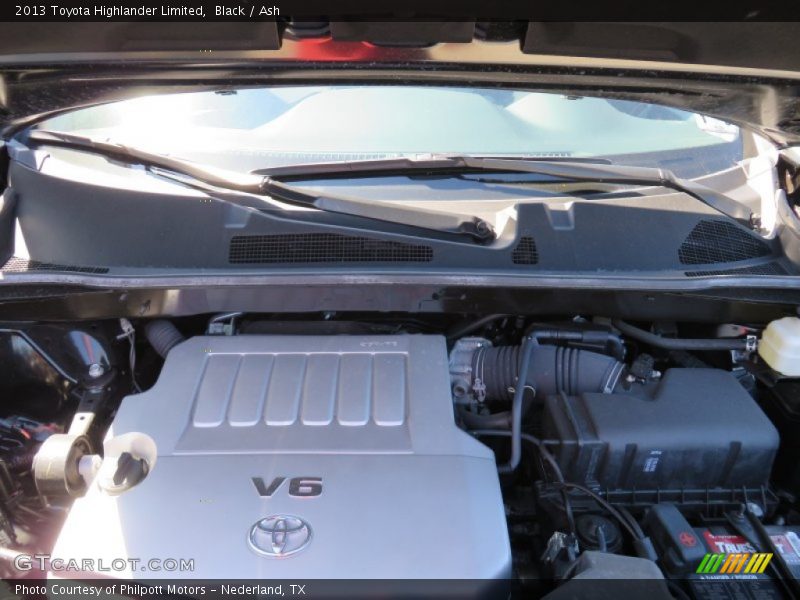 Black / Ash 2013 Toyota Highlander Limited